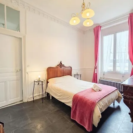 Appartement De Charme, Centre Vichy, Thermes