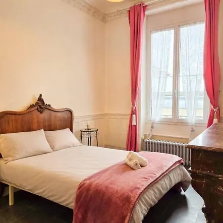 De Charme, Centre Vichy, Thermes *