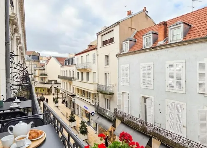 De Charme, Centre Vichy, Thermes * Виши